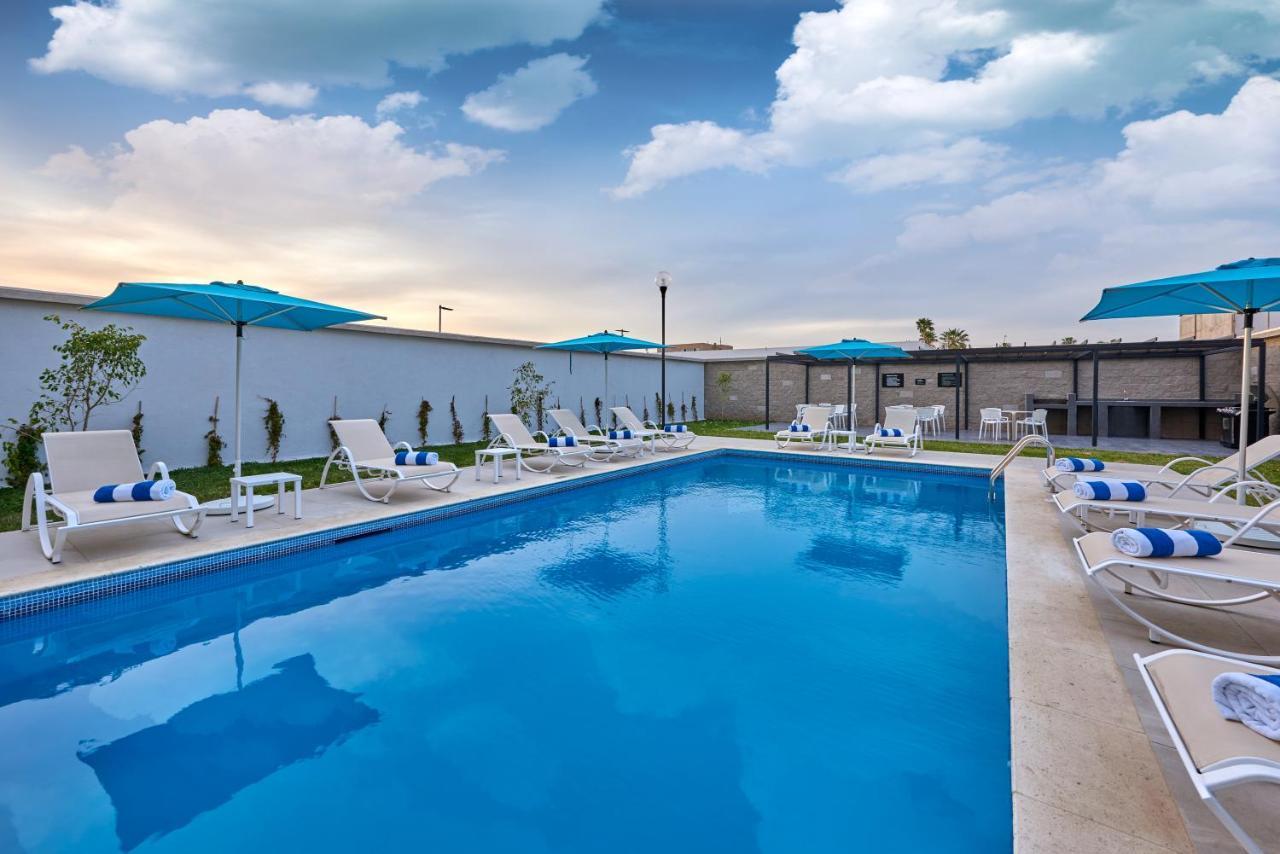 City Express By Marriott Caborca Heroica Caborca Exterior foto